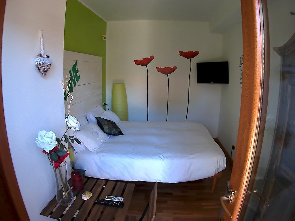 B&B Albaluna Valenzano Camera foto