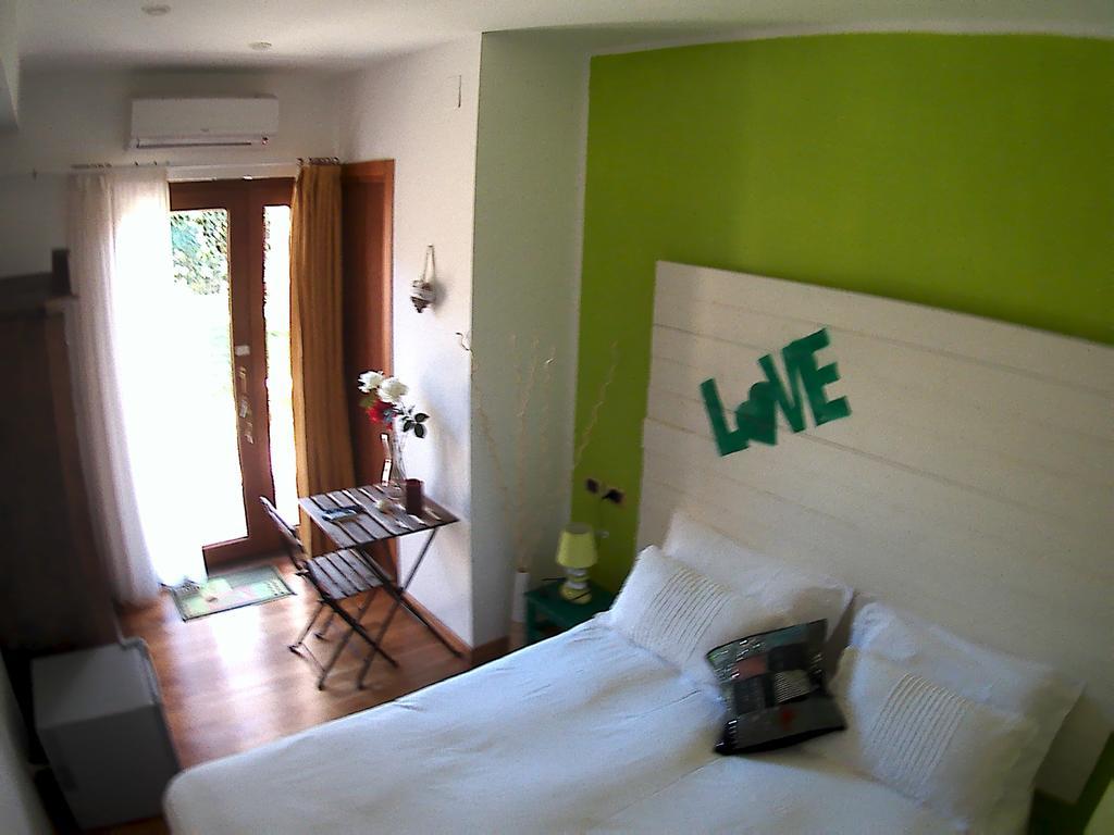 B&B Albaluna Valenzano Camera foto
