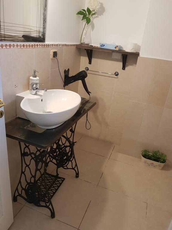 B&B Albaluna Valenzano Esterno foto